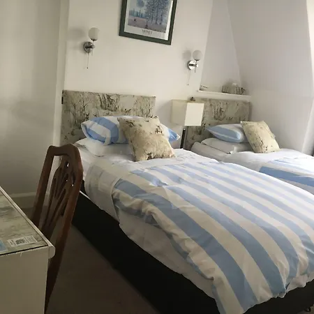 Doune Guest House-3