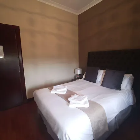 The Fullarton Park Hotel-3