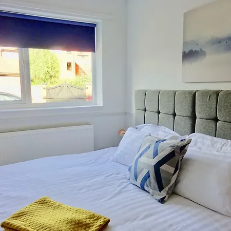 Reading Serviced Rooms-3