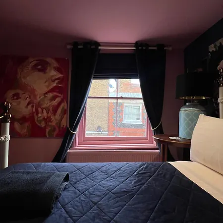 King Street Accomadation-3