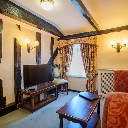 Marygreen Manor-2