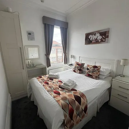 Grange Lodge-3