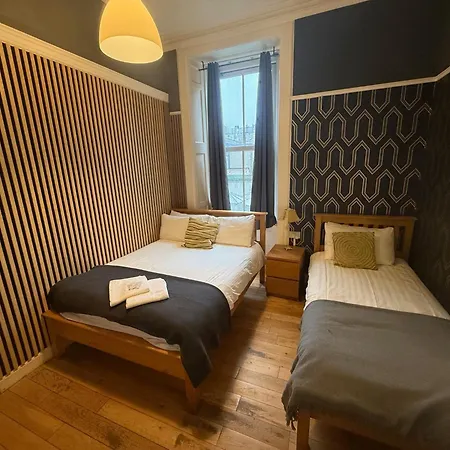 Balmore Guest House-2