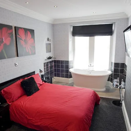 Oakover Guest House-3