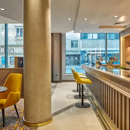 Maldron Hotel Glasgow City-3