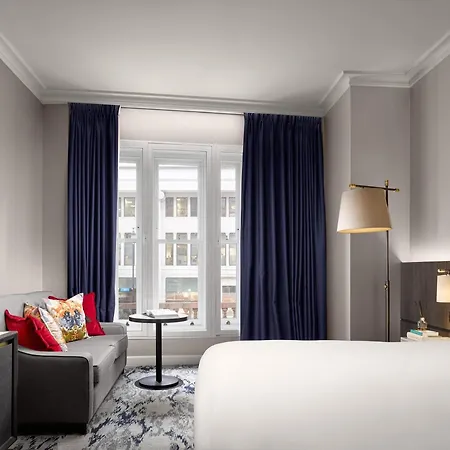 The Trafalgar St James London Curio Collection By Hilton-2