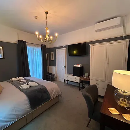 Worth House-2