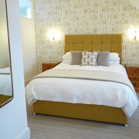 The Cliffbury-3
