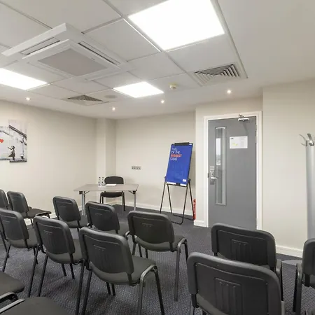 Holiday Inn Express London Croydon By Ihg-2