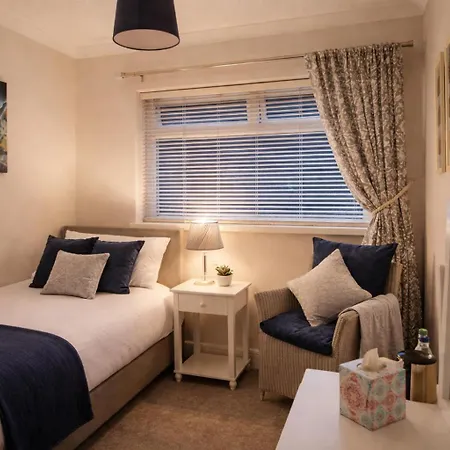 Ferndale Lodge-2