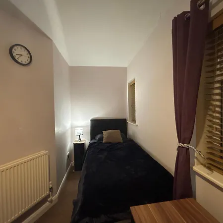 Yardley Lodge-2