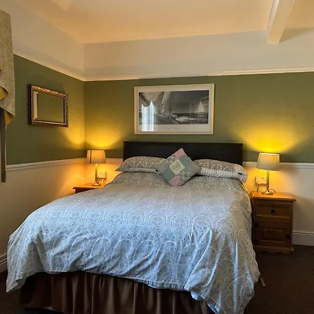 White Lodge Guest House-3