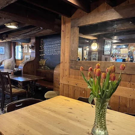 The Ship Inn-3