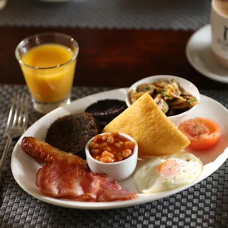 Ja The Bruntsfield - Edinburgh-2