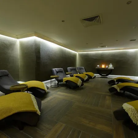 Connaught Lodge-2