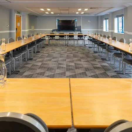 Holiday Inn Express Birmingham Airport Nec By Ihg-2