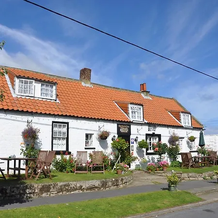 The Beehive Inn-2