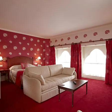 Duke Of Cornwall Hotel-3