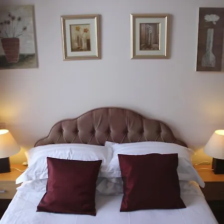 Filton Guest House-3