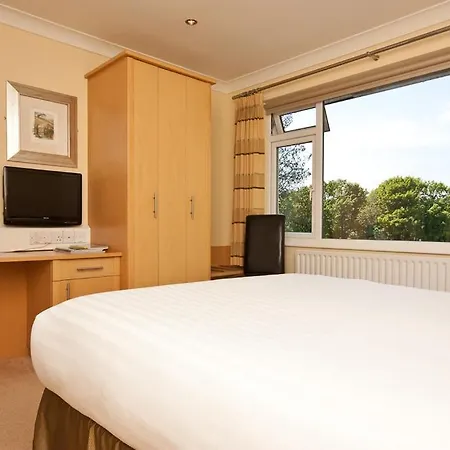 Lingwood Lodge-3
