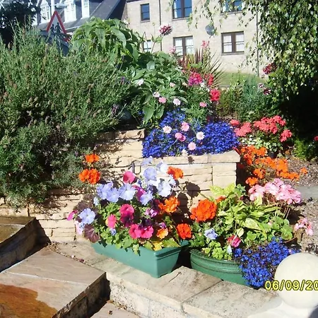 Braeside House-2