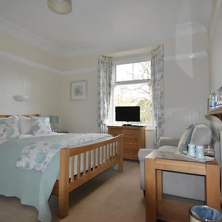 Kenilworth Guest House-3