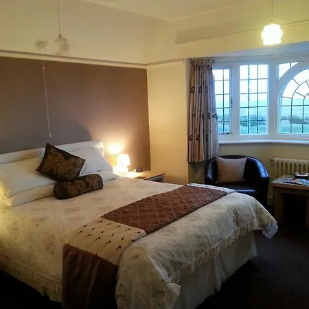 Swiss Cottage Bed And Breakfast-3