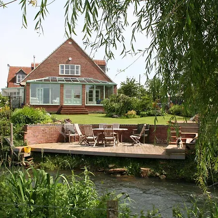 Bridge Cottage Bed And Breakfast-2