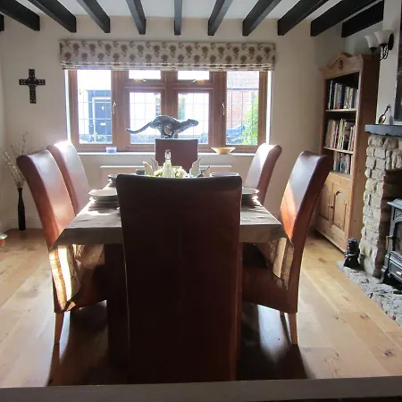 Rose Cottage-3
