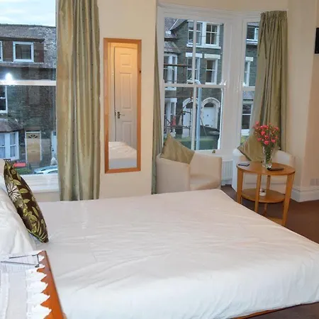 Dunsford Guest House-2