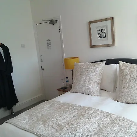 South Lodge Guest House-3