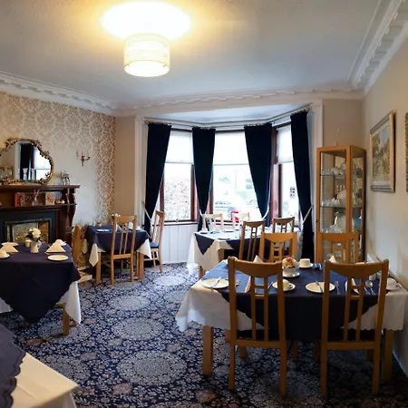 Linden Guest House-3