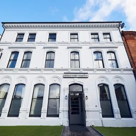 Frederick Street Townhouse-2