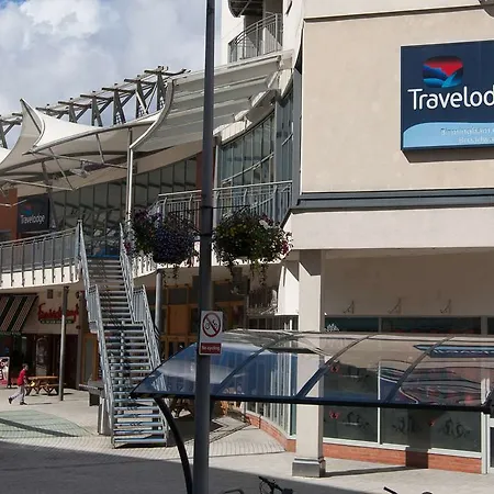 Travelodge Birmingham Central Broadway Plaza-2