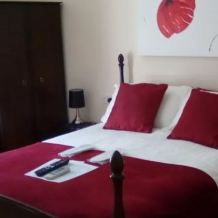 Oaklands House - Adults Only-3
