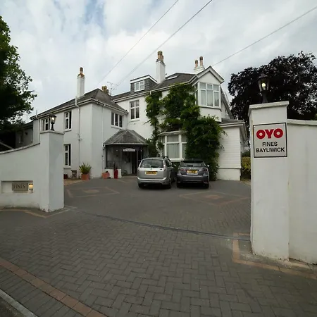 Fines Bayliwick Hotel-3