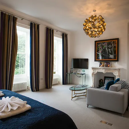 Berkeley Square House-3