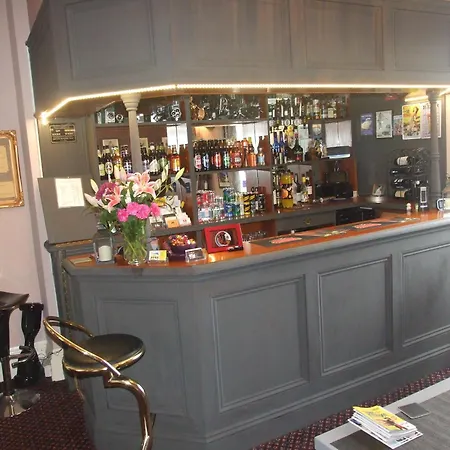 The Hillcroft - Boutique, Unique-2