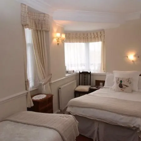 Windermere Lynwood Guest House-3