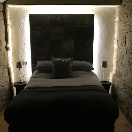 Hemples Lodge-2