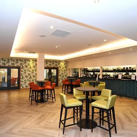 Warwick Conferences - Scarman-3