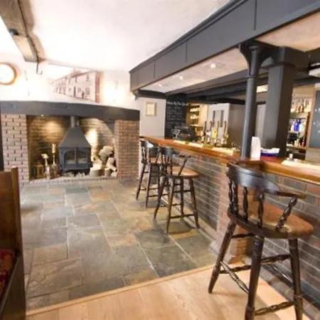 The Swan At Stoford-3