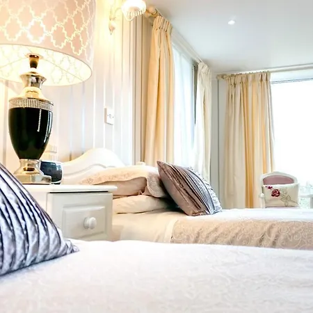 Bessiestown Country Guesthouse-3