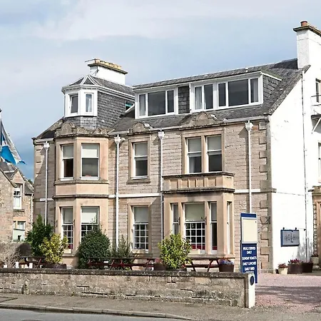 Clubhouse B& B-3