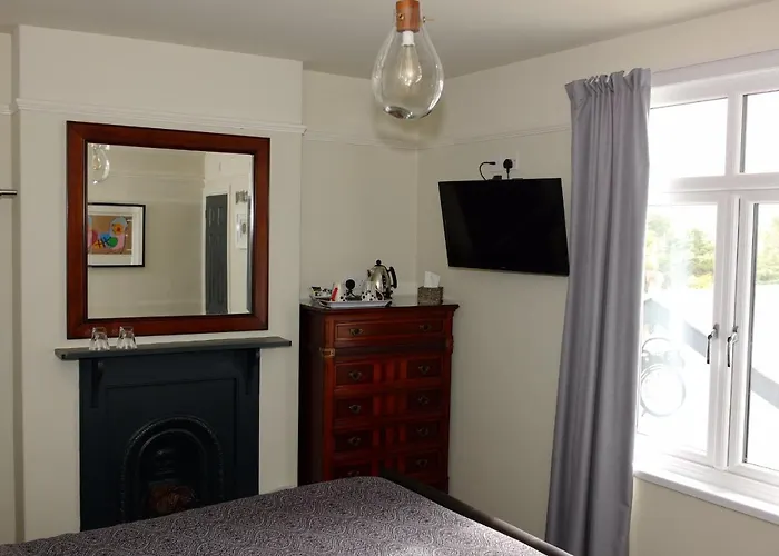 Bedlam House Hotel Newquay 