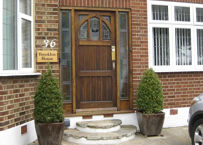 Brooklyn House Hotel Barnet