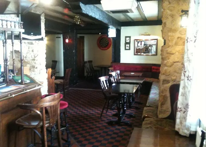 Queen In The West Lincoln