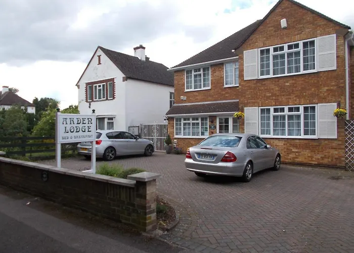 Arden Lodge