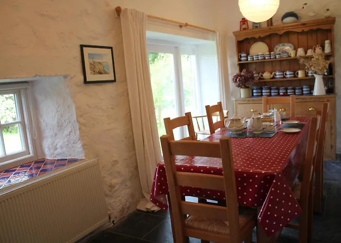 Coombe Farmhouse Bed & Breakfast St Ives 
