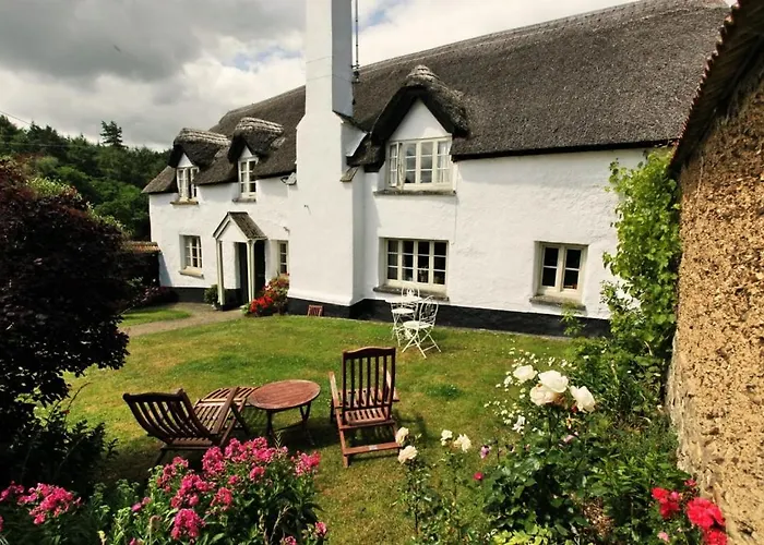 Brook Farmhouse Tedburn